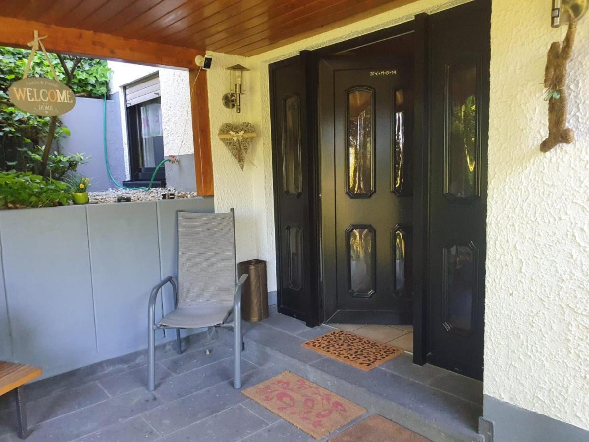 Ferienwohnung Zum Rheinblick Kestert エクステリア 写真