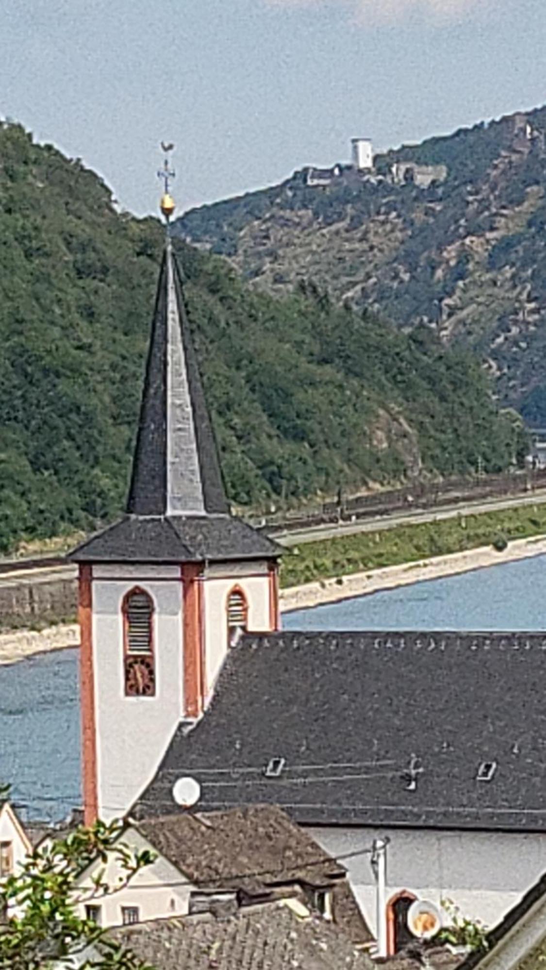 Ferienwohnung Zum Rheinblick Kestert エクステリア 写真